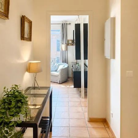 1-bedroom For Up To 5 People Apartment Cannes
