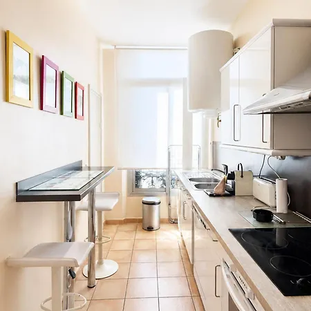 1-bedroom For Up To 5 People *