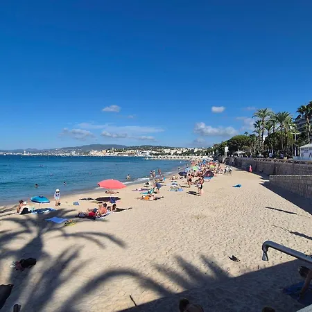 1-bedroom For Up To 5 People Cannes